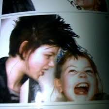 Abbie Morrison (@Abbiekebabby)