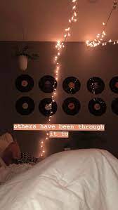 Running Out Of Ideas We Ve Got You Covered Find All The Inspiration Here Luxury Interiordesign Mod Retro Bedrooms Vintage Bedroom Decor Bedroom Vintage