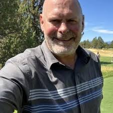 Janice Plumb's Instagram, Twitter & Facebook