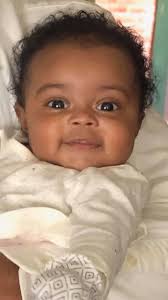 My granddaughter turn 4 months I just love her ❤️🥰