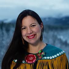 Introducing Jocelyn Joe-Strack! @auntyjocey is a microbiologist,  hydrologist, philosopher and member of the Wolf Clan of northwestern  Champagne and Aishihik First Nation. Jocelyn is the Indigenous Knowledge  Research Chair at @YukonUniversity. She