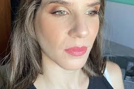 Daniela Esteves's Instagram, Twitter & Facebook