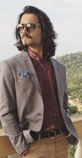 He is known for his youtube comedy channel bb ki vines and work in the bachelors of the viral fever & in happi fi's. Bhuvan Bam Is An Indian Comedian Singer And Youtuber Born In Baroda And Brought Up In Delhi Bhuvan Bam Started Hi Bb Ki Vines Comedians Favorite Celebrities