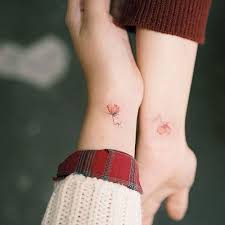 Best Small Mother Daughter Matching Tattoos Best Matching Mother Daughter Tattoos Cute Mother Dau Tattoos For Daughters Friend Tattoos Rose Tattoos On Wrist