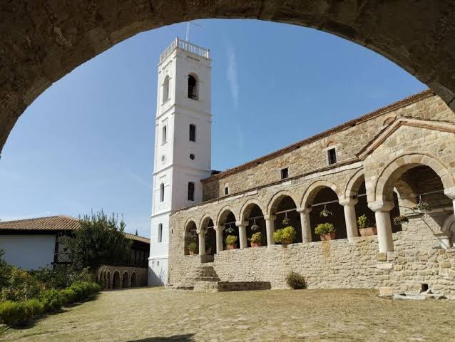 Monasterio de Ardenica y la boda de Skanderbeg