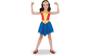 Découvrez des costumes, tenues et panoplies de déguisement fille. Deguisement Fille Wonder Woman 4 6 Ans