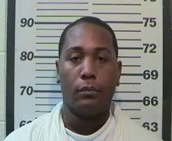 Man pleads guilty to lesser charge of manslaughter in 2011 murder case