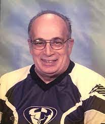 Darrell Hollis's Instagram, Twitter & Facebook