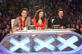 Toţi dau rateuri când cântă live. Cine Ii Ia Locul Mihaelei RÄƒdulescu In Juriul Romanii Au Talent