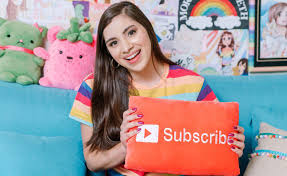 Today i'm doing a fun(?) little experiment. Night Media Signs Youtube Artist Moriah Elizabeth And Her 60 Million Monthly Views Exclusive Tubefilter