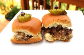 Slider Style Mini Burgers Recipe In 2020 Mini Burgers Food Beef Recipes