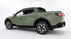 A new pickup referred to by hyundai as an sav. Size Showdown 2022 Hyundai Santa Cruz Vs Midsize Pickup Trucks