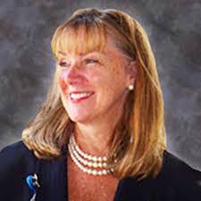 Maureen Mclaughlin's Instagram, Twitter & Facebook