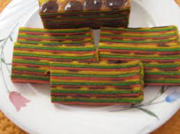 Rasa masam manis akan terasa setiap kali makan kek ini. Resepi Kek Lapis Masam Manis Rozzan Pawtaste Com