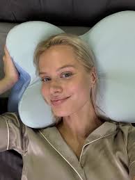 Does the Derila pillow work? It's advertised so much. It will be nice if a  change of pillow can take care of sleep apnea.