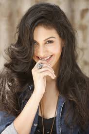 During her free time, she likes to read and write. Amyra Dastur Google Search Beauty Girl Most Beautiful Indian Actress Beauty Full Girl