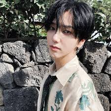 Meet new K-pop girl band NewJeans: Minji was in a BTS' MV with Ed Sheeran,  Haerin has been compared to Blackpink's Jennie, and Hyein loves Harry  Potter … but what about Hanni