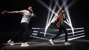Ce sont deux frères comme les autres, qui se chamaillent quand ils ne sont pas d'accord. Lille Le Dernier Zenith De Bigflo Et Oli Dans L Effervescence Et L Emotion