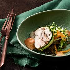 Ajouter le blanc d'oeuf, 10g de sel et de poivre. Terrine Vom Freiland Poulet Gurke Transgourmet