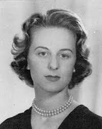 Miranda Mott's Instagram, Twitter & Facebook