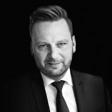 Aufgrund der aktuellen lage kann es bei den öffnungszeiten ihrer bank zu einschränkungen und abweichungen zu den hier gezeigten zeiten kommen. Thomas Honicke Filialdirektor Targobank Ag Credit Mutuel Bankengruppe Xing