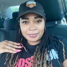 We just got a letter, We just got a letter, We just got a letter, I wonder  who it's from?" 😂🤣 I just thought you guys might need a laugh, while  waiting