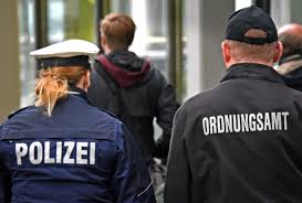 Pol E Essen Zwei Behorden Ein Team Mit Der Gemeinsamen Stadtwache Essen Wird Die Presseportal
