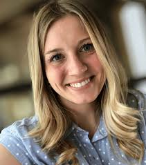 Q&A: Michigan Ross Faculty and Staff Share their Experiences as  First-Generation College Graduates