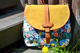 Diese tragetaschen aus bunten filzstoff zum umhängen in der größe 33 x 12 x 35 cm + klappe sind sehr stabil und ist mit einem verstellbarem schultergurt. Tasche Bohania Hansedelli Schnittmuster Tasche