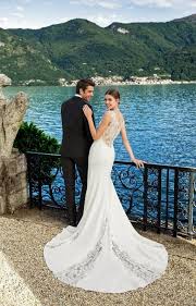 Unsere totale sincerity bridal sammlung haben wir für sie hochgeladen! Fit And Flare Brautkleider Hanna Jech Brautatelier Brautmode Munchen Augsburg