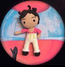 Pin By Tessa Jade On Harrycore Harry Styles Stuffed Animal Patterns Harry Styles Photos