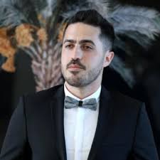 שבוע טוב לכולם!! שמי מור ליזרוביץ בעלת תשובה כ 11 שנים , נשואה פלוס 4 ילדים  מתוקים. מחפשת את דרכי בעולם ההייטק לפרוץ ולפרוץ גבוה , למדתי קורס qa מקיף ,  כולל