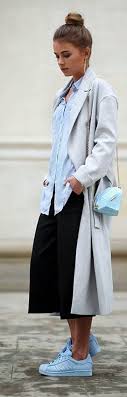 Light Blue Sneakers Outfit Idea Long Coat Street Style Sneakers Street Style Street Style