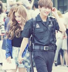 While living in the bedroom, he always followed taehyung and there were many interactions between them. Taerene Vrene Taehyung X Irene By Kii Iteki On Deviantart