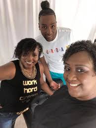 Hong Kong Phooey and friends stopping by to say hello to the group …😃