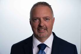 Central Washington's Dan Newhouse faces 7 challengers in a primary that  tests Trump's hold