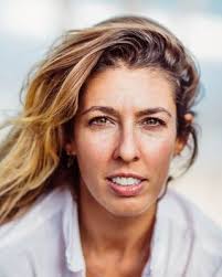 Jacqueline Bush's Instagram, Twitter & Facebook