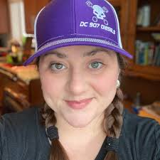 The ladies are back with special guest Birdie (aka Elle King)