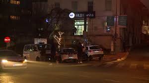Today, it is an eu potential candidate country and is now embarking on a new growth model amid a period of slow growth and the global financial crisis. Pucnjava U Banci Policajac Pucao U Samoobrani Bljesak Info Bh Internet Magazin