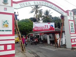 live siaran langsung acara perbarisan dan perarakan sambutan hari kebangsaan 2019 dengan tema sayangi malaysiaku. Sambut Hari Kemerdekaan Ri Warga Hias Lingkungan Dengan Nuansa Merah Putih Radarcirebon Com