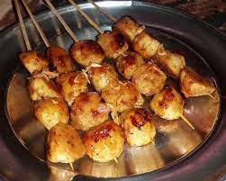 Cara Membuat Bakso Bakar Untuk Dijual Atau Sekedar Konsumsi Pribadi Ide Makanan Makanan Dan Minuman Makanan
