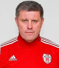 Neįtikėtinas anšlagas: treniruoti Lietuvos futbolo rinktines veržiasi  garsus vokietis, portugalai, ispanai