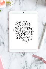 You get a variety of styles, including glitter calligraphy, brush calligraphy, brush lettering, and angled calligraphy. The Best Free Procreate Calligraphy Brushes By Amanda Kay