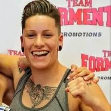 Natalia Francesca vs. Davinia Perez, Francesca vs. Pérez