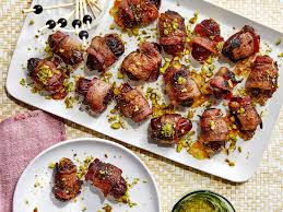 Kick off christmas dinner or your holiday party with these delicious christmas appetizer ideas. 40 Make Ahead Christmas Appetizers Myrecipes