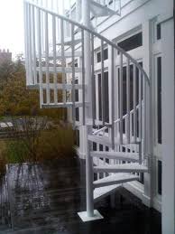Amy wynn pastor helps a homeowner build a set of exterior stairs. Outdoor Spiral Stairs Exterior Staircases In Ct Nyc Acadia Stairs