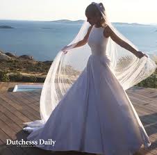 Ντυμένη νύφη 9 χρόνια πριν! Ligo Prin Thn Ekklhsia Dutchesss Daily