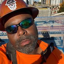 Ok. So VR has ruined me for real life. With this in mind when are they  gonna create VR dating app. Lol.