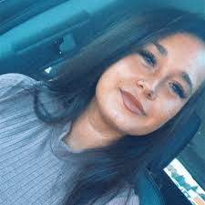 Sarah Heckel's Instagram, Twitter & Facebook