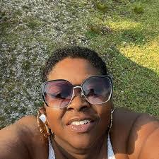 Dorothy Wertman's Instagram, Twitter & Facebook